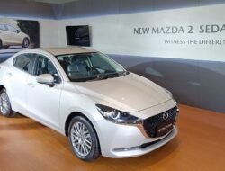 Rahasia Tersembunyi Mazda 2 Sedan: Berani Tandingi Toyota Camry dan Honda Accord dengan Fitur Premium!