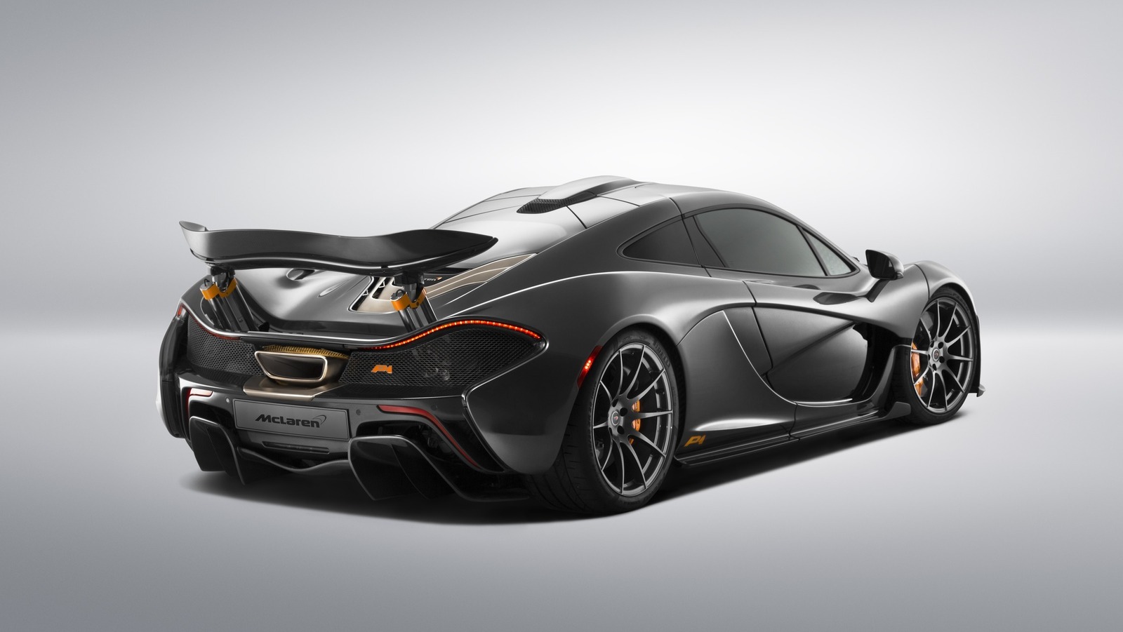 All About The Twin Turbocharged V8 3.8L Engine That Powers The McLaren P1