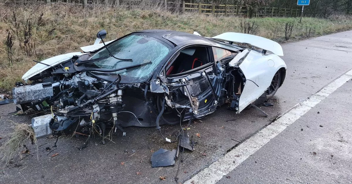 McLaren 720S wrecked in M54 crash