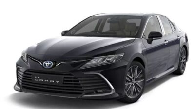 Sedan Mewah Andalan Sultan! All New Toyota Camry Hybrid Hadir dengan Tampilan Lebih Segar