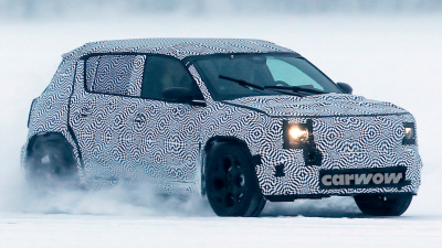 New Renault 4 spotted testing: 4EVER Trophy concept coming to life next year