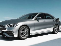 Sorotan 2024 W206 Mercedes-Benz C350e yang Menarik untuk Malaysia