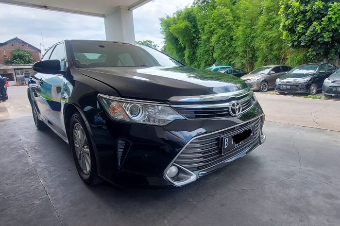 Toyota Camry 2.5 G AT 2016 harga bekasnya makin terjangkau