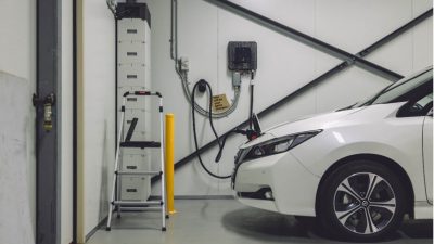 Inovasi Teknologi Vehicle-to-Grid: Bagaimana Mobil Listrik di Australia Bisa Menghasilkan $12,000 dalam Setahun