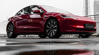 Pemilik Tesla China Berkendara Sejauh 434.9 Juta Mil Selama Liburan Tahun Baru Imlek: Seperti Apa Pengalaman Mereka?