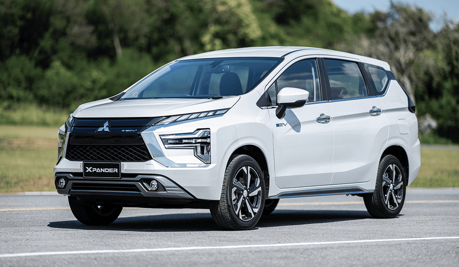 Electrified Mitsubishi Xpander HEV revealed