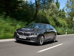 BMW Mengungkap Sedan PHEV Terbaru 530e di Korea Selatan – Rasakan Kehebatannya!