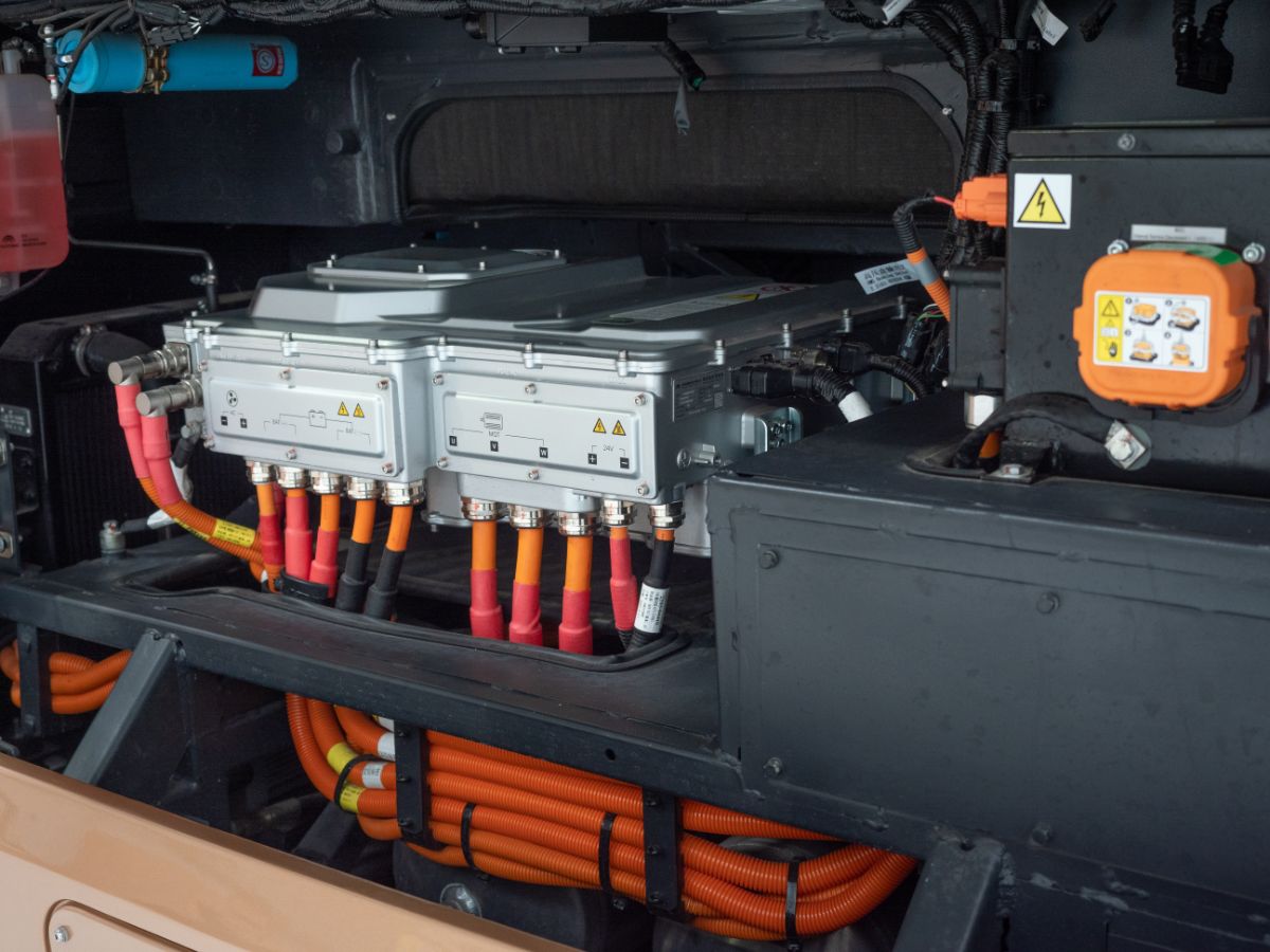 battery control systems occupy the engine bay.jpg