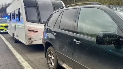 Bocah 11 tahun ditangkap mengemudi BMW X5 senilai €70k sambil menarik karavan curian di jalan tol