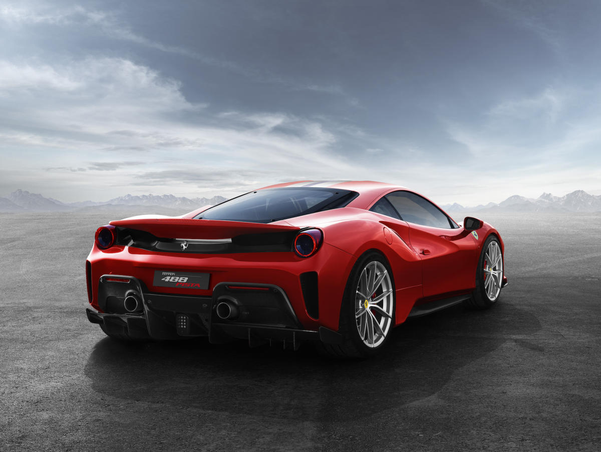 Ferrari just unveiled a 711-horsepower supercar that's crammed with racing DNA (RACE)