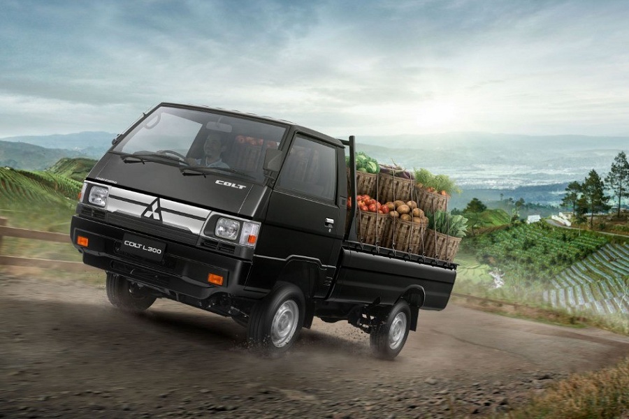 Pikap Legendaris Mitsubishi L300! dengan Fleksibilitas dan Performa Tangguh