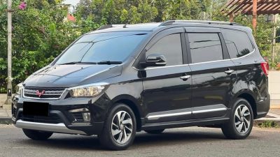 Kejutan 2023: Wuling Confero Mobil Keluarga 8 Penumpang Terbaik!