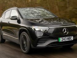 Mengeksplorasi Mercedes EQA 250+ AMG Line Premium Plus – lihat gambar terbaru!