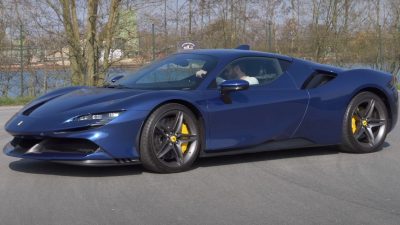 Menggila di Autobahn: Ferrari SF90 Stradale Maksimal Kecepatannya