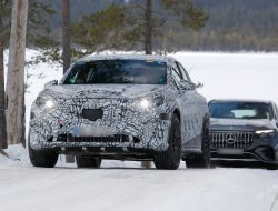 Penampakan Terbaru Mercedes-AMG GLC 53 EV 2026, Curi Perhatian dengan Dual-Motor AWD