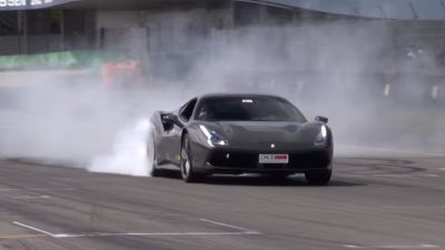 Ferrari 488 GTB Shocks Crowd With Massive Burnout