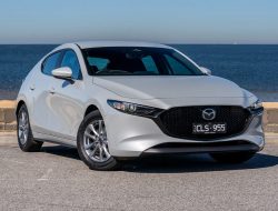 Pilih Tahun Mana Mazda 3 Bekas Terbaik?