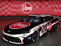 Preview Seru: Christopher Bell Bersiap Bertarung di Coca-Cola 600 at Charlotte Motor Speedway dengan Rheem Toyota Camry XSE No. 20 – Speedway Digest