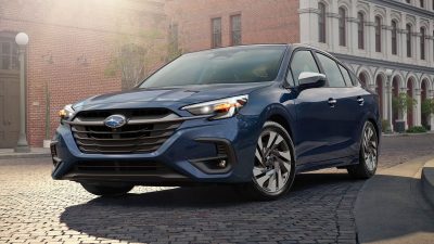 Siapa yang lebih baik? Perbandingan Subaru Legacy 2024 vs Toyota Camry 2024