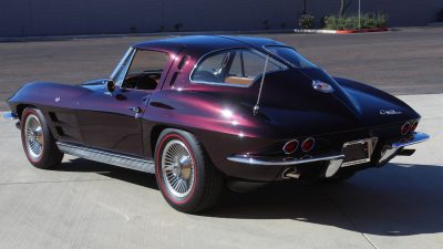 Temukan Kisah Misterius Chevrolet Corvette Stingray 1963