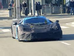 Video baru menampilkan penerus Ferrari LaFerrari yang mengagumkan