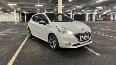 Wah, Harga Peugeot 208 GTI Sekarang Bikin Terkesima!