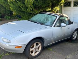 Wow! Mazda Miata 1992 Hanya $4,500. Penawaran Terbaik?