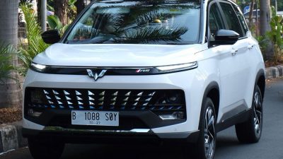 Masuk Deretan Mobil Hybrid Termurah di Indonesia, Apa Kelebihan New Wuling Almaz? - Panduan Pembeli