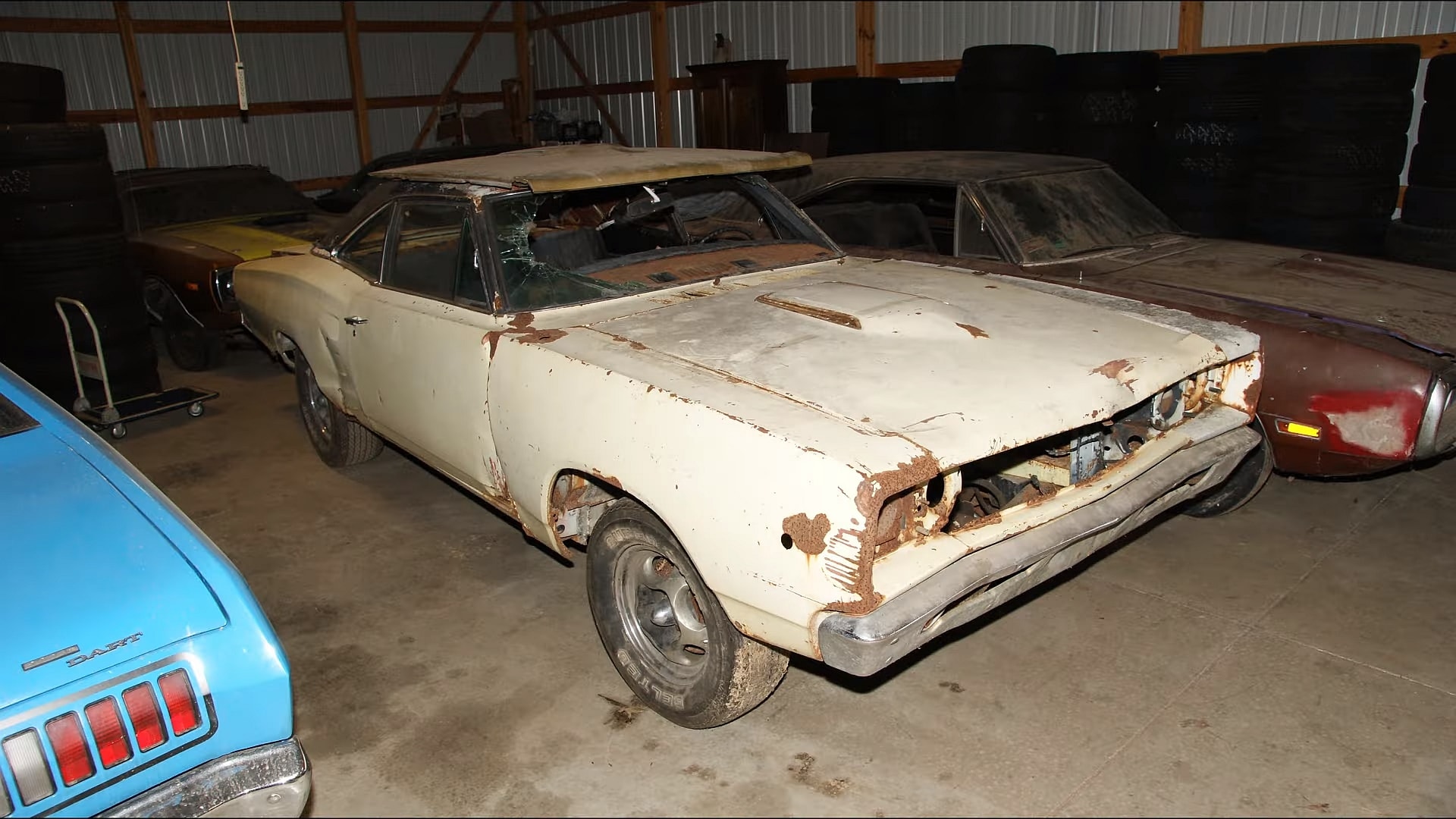 1968 dodge super bee saved from the junkyard is a true hemi in sunfire yellow 231725 1.jpg