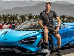 Hubi Hurkacz Mengendarai McLaren 765LT Spider: Mimpi yang Terwujud