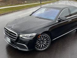 Menggoda dan Misterius: Mobil Listrik Mercedes S 580e