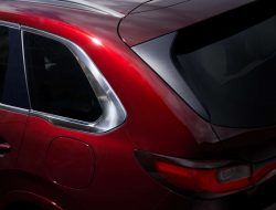 Penampakan SUV 3 baris Mazda CX-80 2024 – Debut 18 April