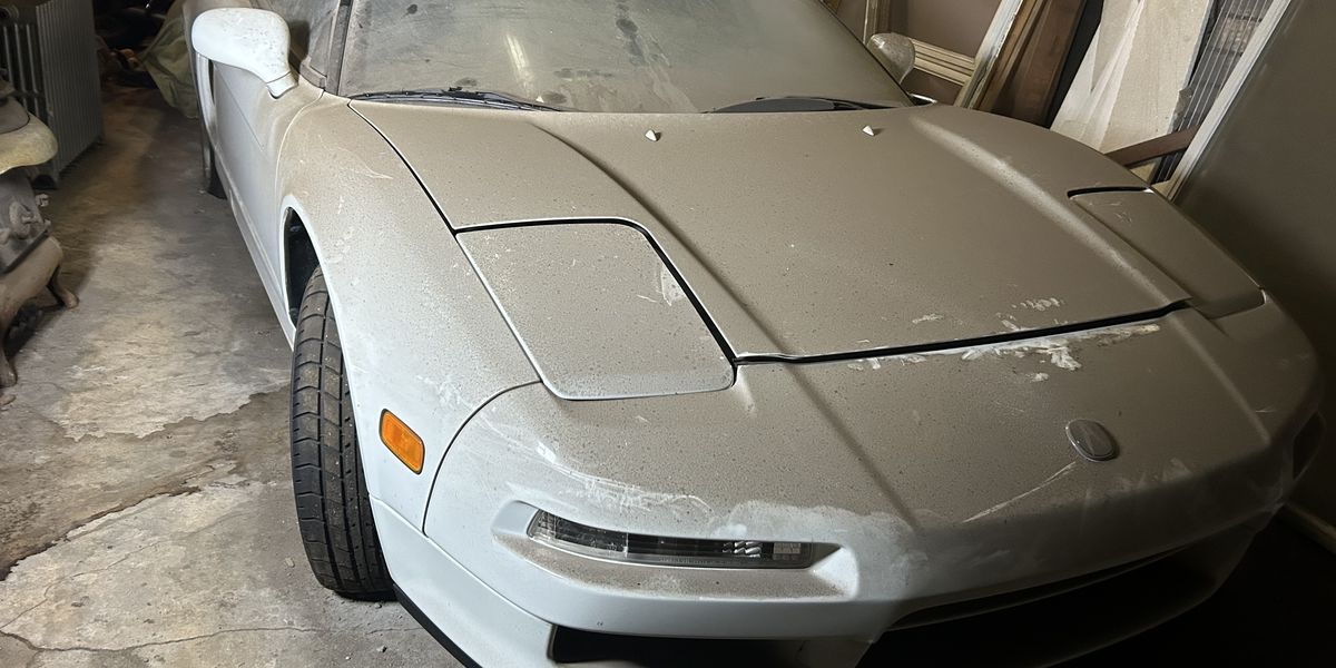 1992 Acura NSX Barn Find Emerges with Only 2,000 Miles on the Clock