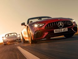 Pertarungan Besar: Mercedes-AMG SL 55 vs Porsche 911 GTS