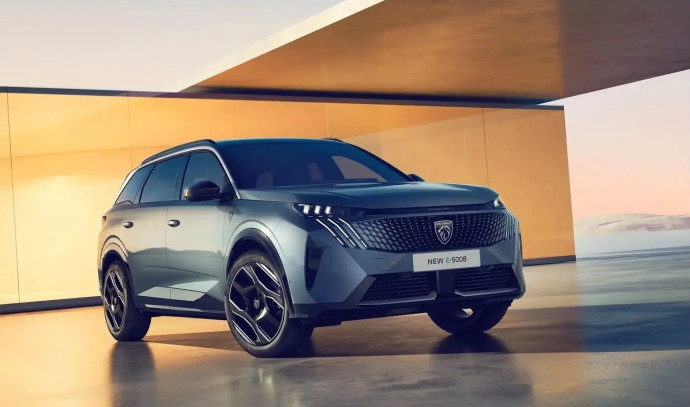 New Peugeot 5008: Finally an electric 7-seat crossover