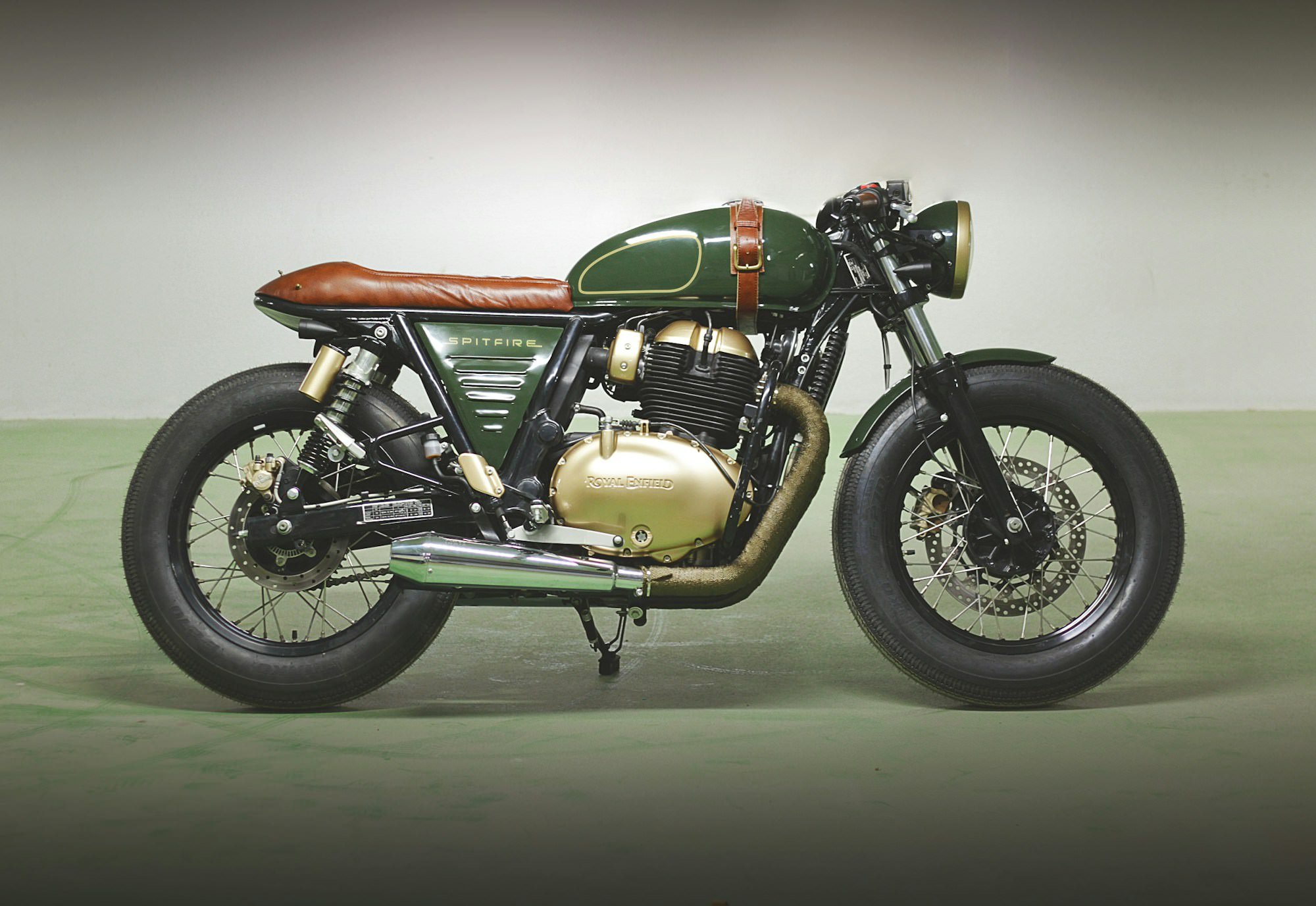 royal enfield interceptor 650 custom spitfire.jpg