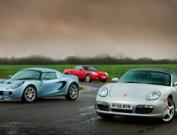 Siapa Raja Jalanan? Porsche Boxster S vs Toyota MR2 vs Lotus Elise – Foto Mobil Pilihan Minggu Ini