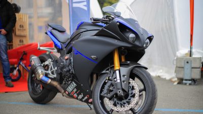 Inilah Rahasia Yamaha YZF-R1 Membawa Motor Sport ke Level Selanjutnya – Anda Tidak Akan Percaya!