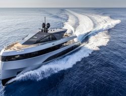 Mengeksplorasi Keindahan Interior Yacht 89-Kaki Baru Wally yang Elegan oleh Loro Piana