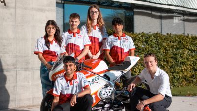 warwick moto team.jpg