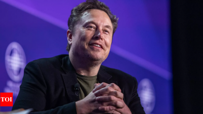 “Jangan Tunda, Cobalah Hari Ini”: Elon Musk Mengajak Investor dengan Tur Pabrik untuk Dukung Paket Gaji