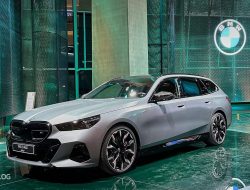 Dealer BMW di Amerika Serikat Menginginkan 5 Series Touring Mewah