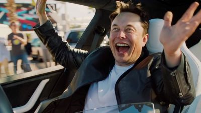 Mengapa Terobosan Tesla dalam Full-Self-Driving akan Membuat Saham TSLA Melejit, namun hanya Sesaat?