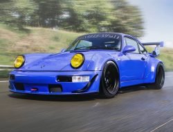 Fakta Menarik tentang Porsche 911 yang Memecah Ombak