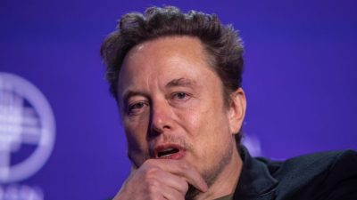 Prediksi Elon Musk: Pekerjaan akan Jadi Hobi Berkat AI!