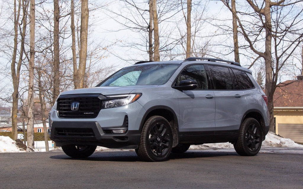 2024 Honda Passport: A Capable SUV Overshadowed by Siblings, Rivals