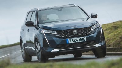 Misteri Peugeot 5008: Sang RAJA di Jalan Raya!