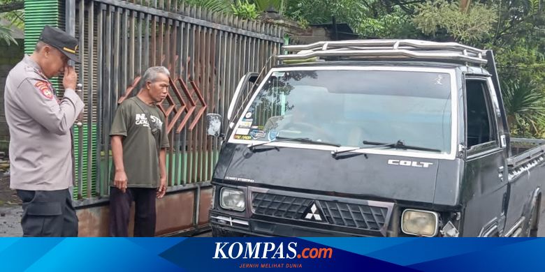 Salah Injak Pedal, Mitsubishi L300 Tabrak 3 Kendaraan di Banyuwangi