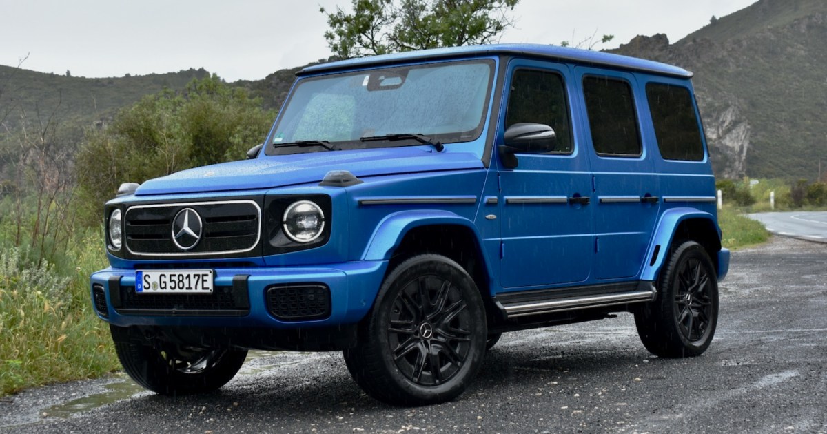 Mercedes-Benz G580 vs GMC Hummer EV