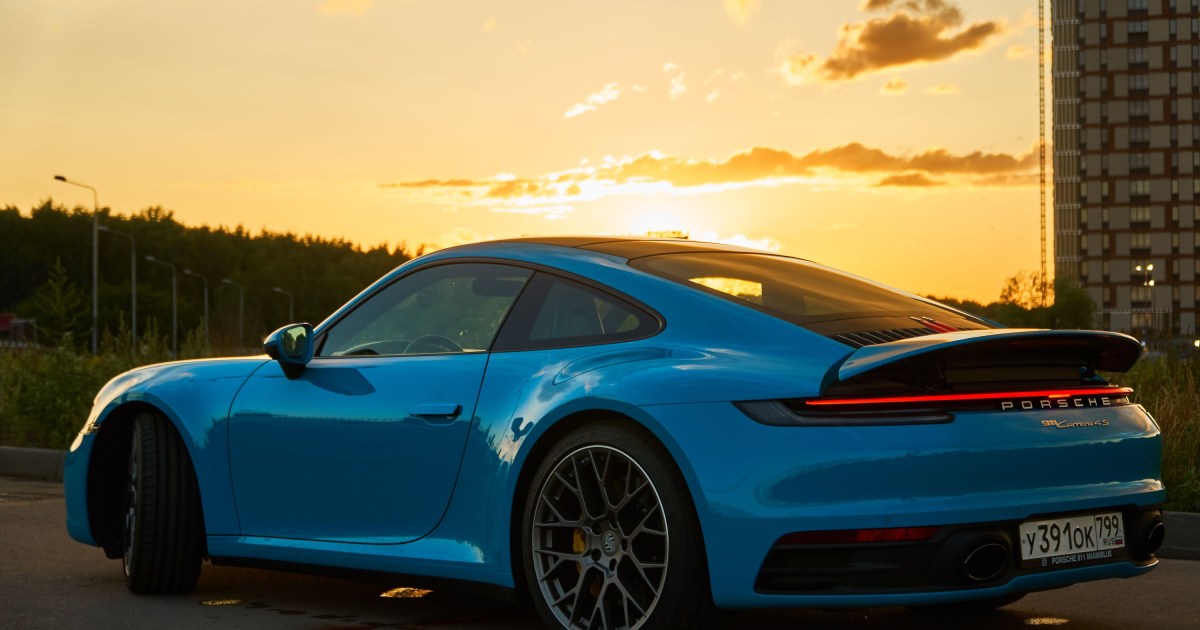 The Porsche 911 hybrid: What you need to know